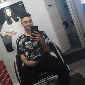 Meet your Posher, Sébastien